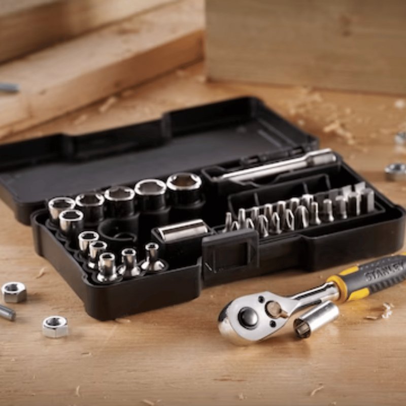 Stanley STMT82672-0 Set 37 pezzi con chiavi a bussola Poligonali att. 1/4" e Inserti att. 1/4", Prolunga 75 mm, Compatto