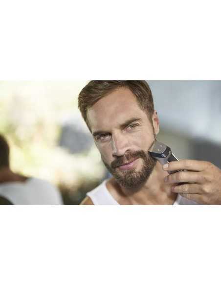 Rasoio Rifinitore Ricaricabile Wet&Dry per barba, capelli, peli corpo, naso con 13 accessori Philips Multigroom MG7715/15,
