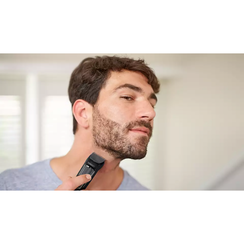 Regolabarba e capelli Ricaricabile 7in1 Philips MG3720/15, Autonomia 60 minuti, Rifinitore naso e orecchie, Lame autoaffilanti